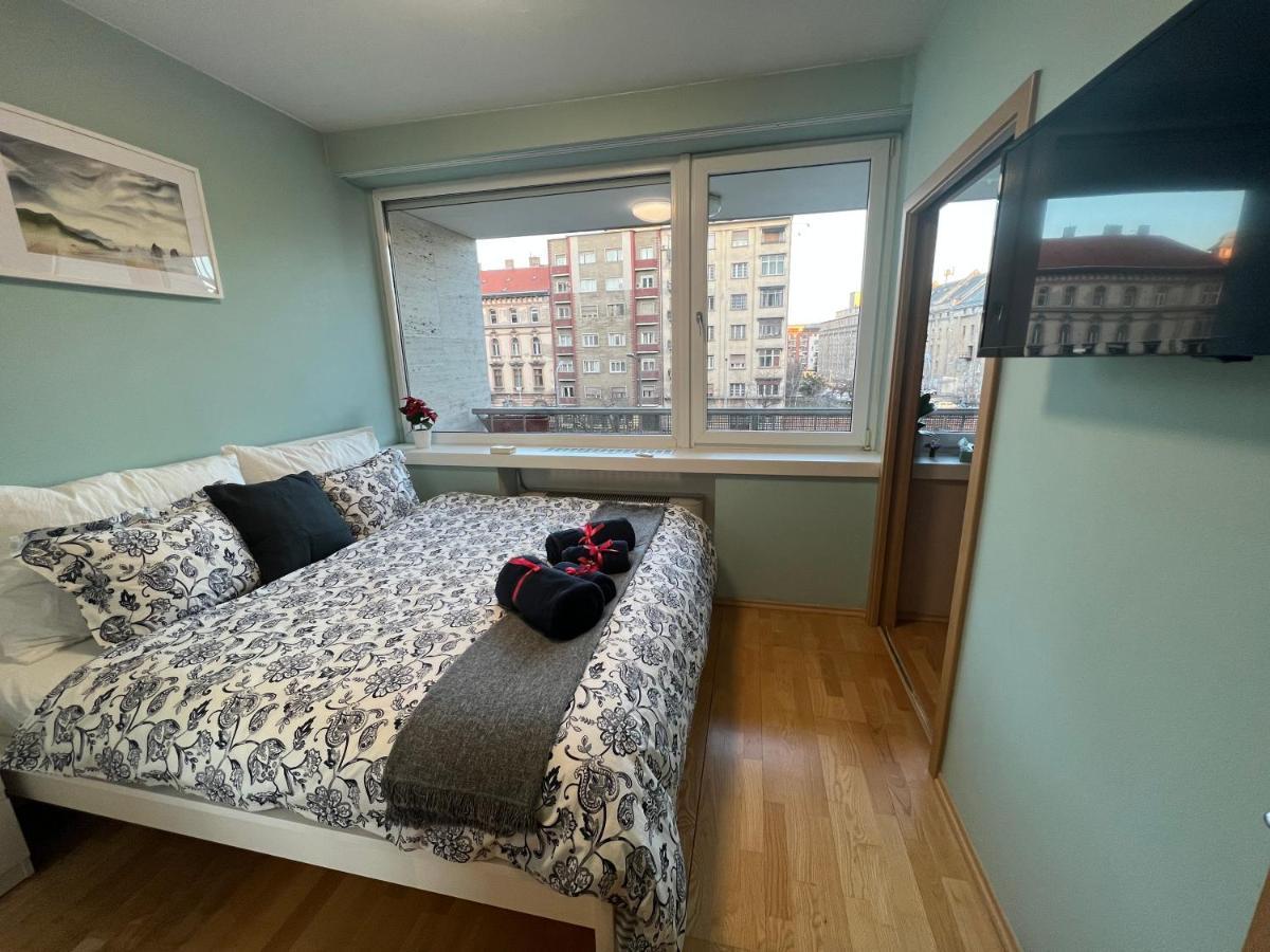 Luxury Apartment Dunapest With Spa And Pool Budapest Esterno foto
